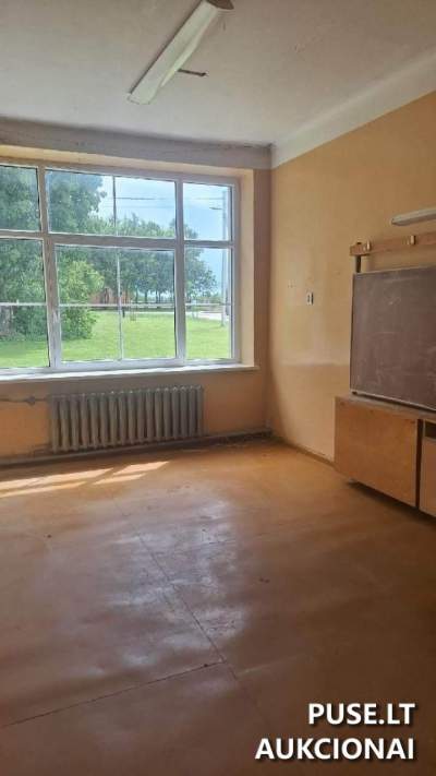 Mokyklos pastatas Alytaus rajone, Santaikos k. 16A, 670.42 kv.m, 85300 EUR
