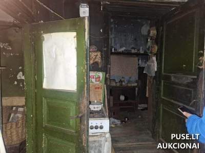 Gyvenamasis namas Kaune K. Donelaičio g. 72, 42/100 dalis, 177000 EUR