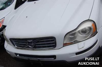 4 lengvieji automobiliai Klaipėdoje, Švepelių g. 3 – pradinė kaina 15013 EUR