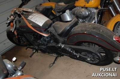 4 motociklai Klaipėdoje 9759 EUR - Harley Davidson ir Indian, apgadinti, be techninių pasų