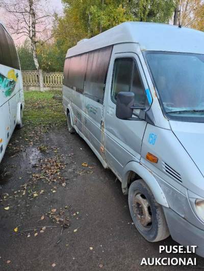 Autobusas Naujojoje Akmenėje 600 EUR aukcionas